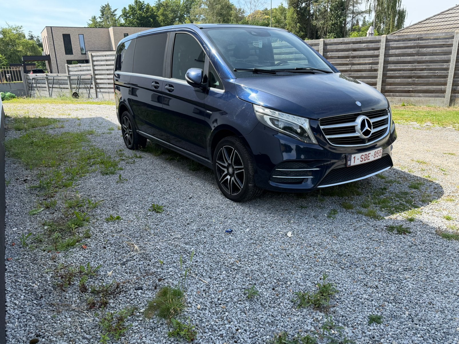 Pack AMG 4MATIC pour Mercedes Classe V 2017. Un élégant, Autos, Particulier, Achat, Quatre roues motrices / 4X4