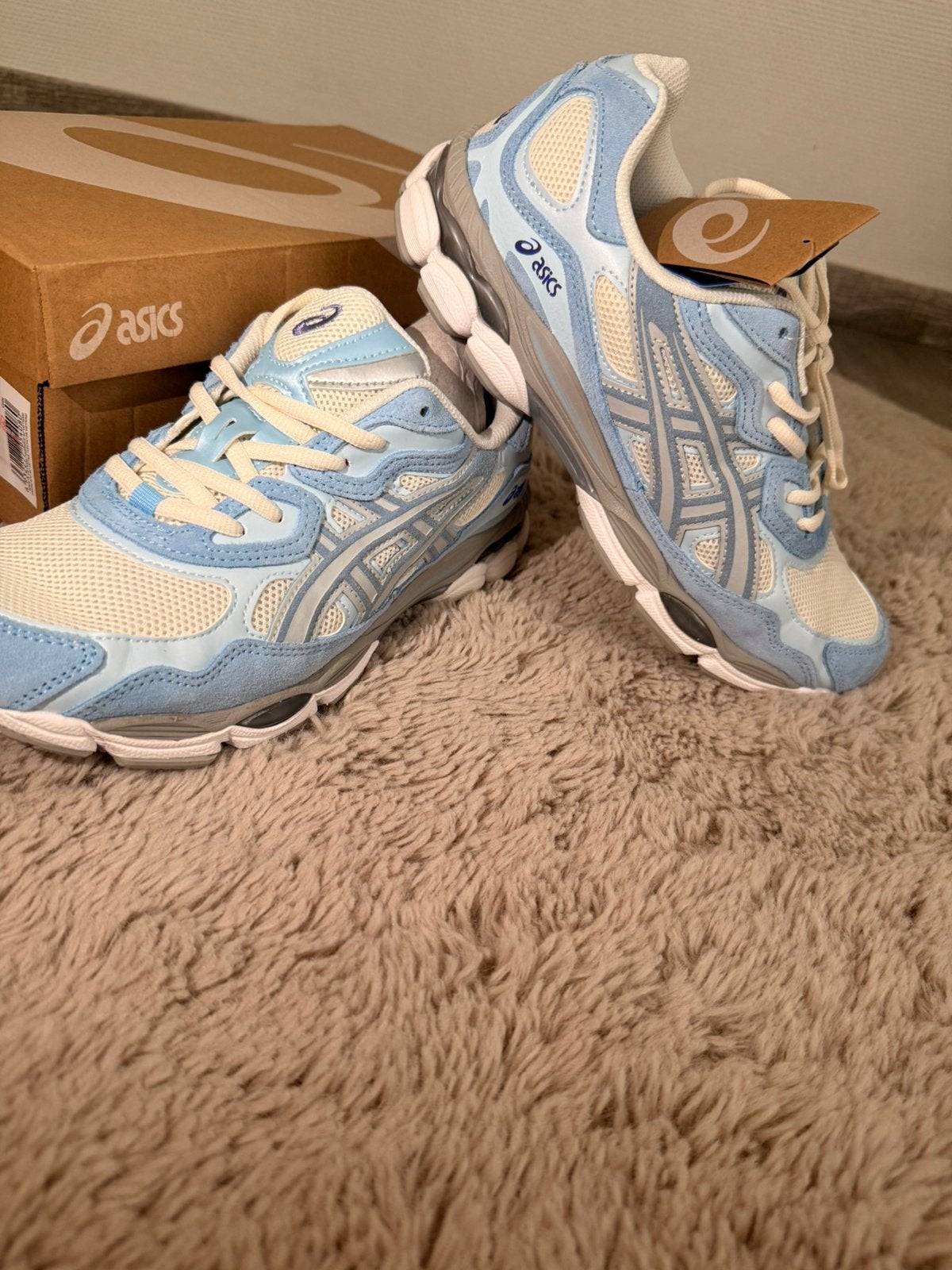 asics gel nyc, Enlèvement ou Envoi, Comme neuf, Bleu, Baskets