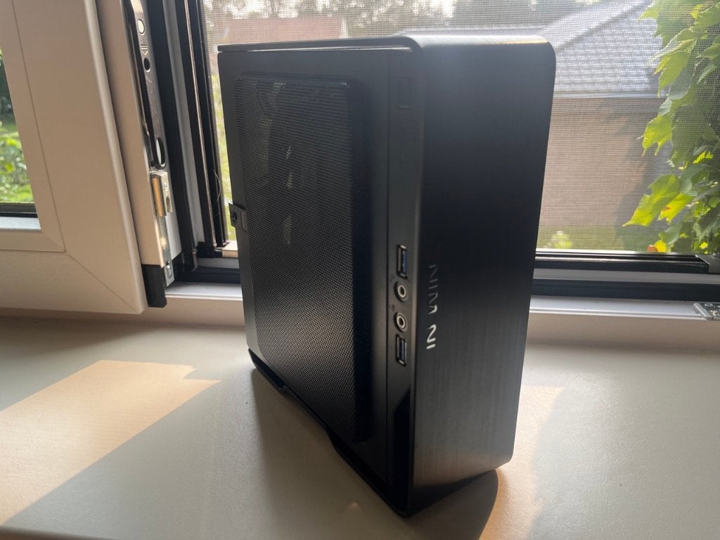 Inwin Chopin mITX behuizing, Computers en Software, Computerbehuizingen, Ophalen of Verzenden, Gebruikt