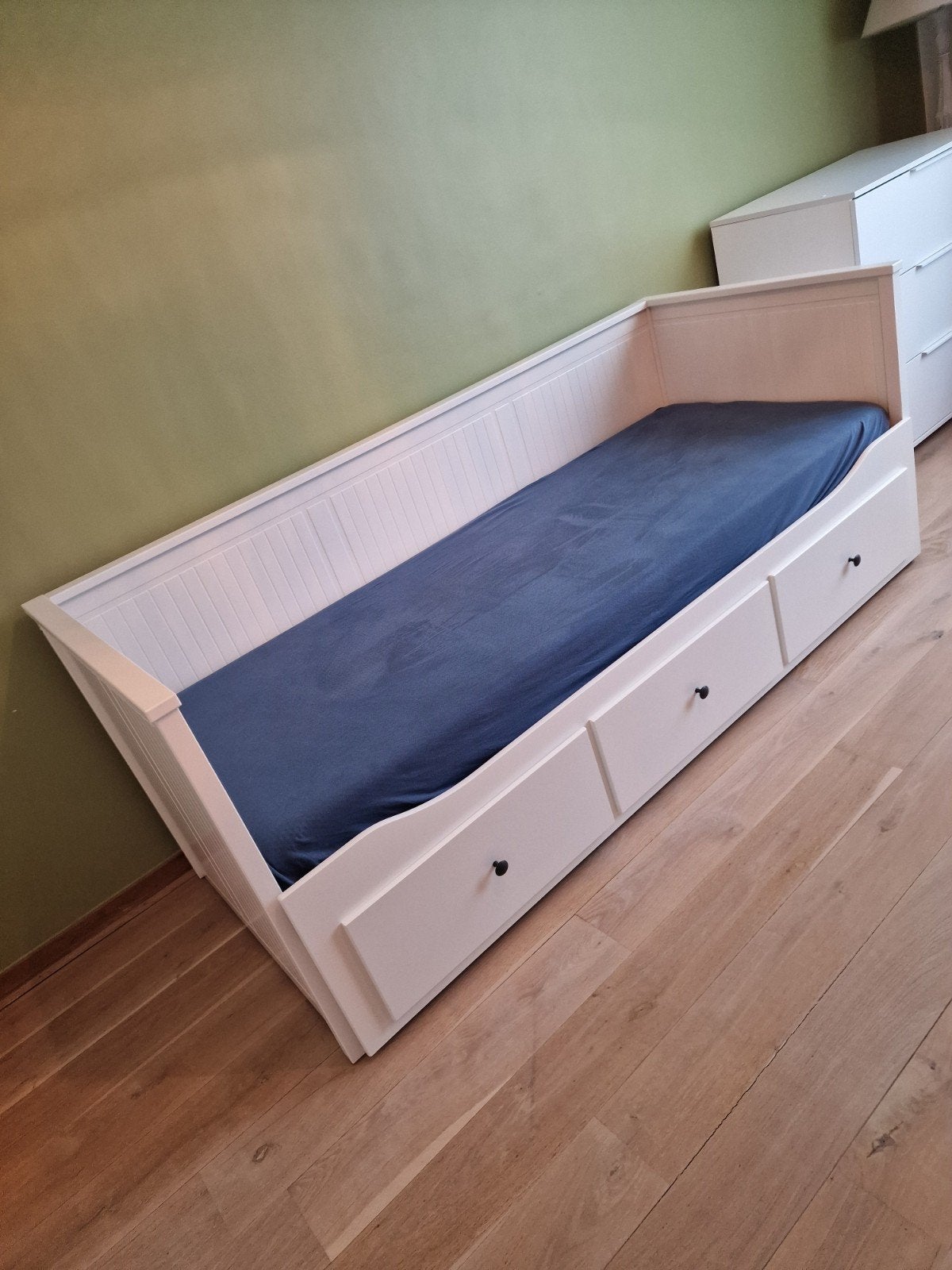 Ikea hemnes bed - uitschuifbare bed, Enlèvement, Matelas