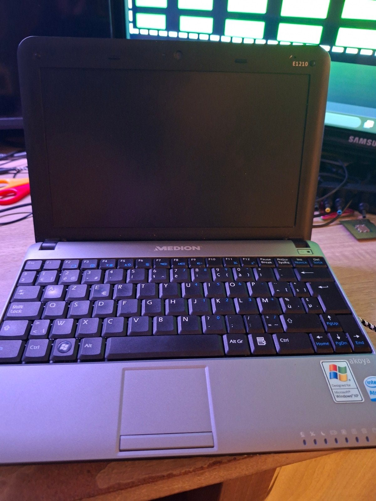 medion netbook met oplader werkt perfect, Computers en Software, Ophalen, Medion Akoya, HDD, Minder dan 4 GB