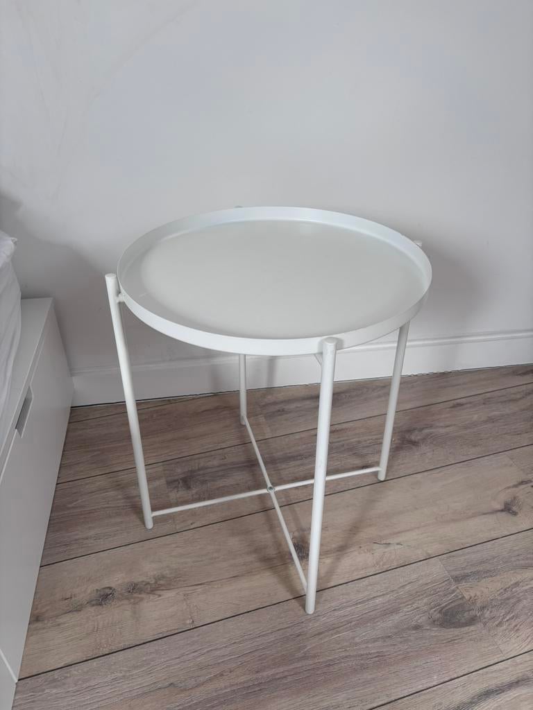 2 tables IKEA, Enlèvement, Comme neuf, 45 à 65 cm, 55 à 70 cm