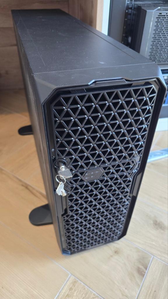 SilverStone WS380-e, Computers en Software, Ophalen