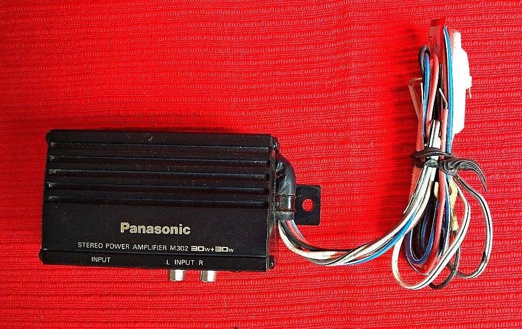 Kleine Panasonic auto versterker, Ophalen of Verzenden, Gebruikt