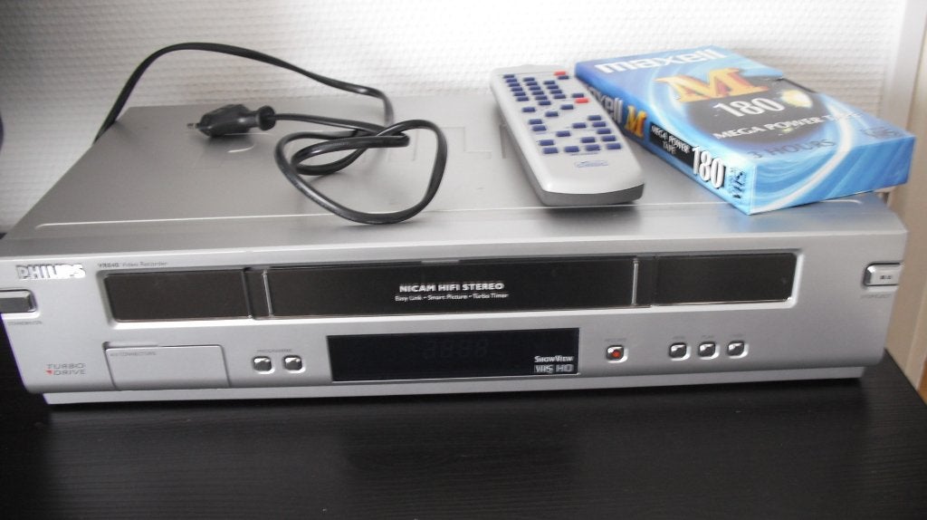VHS-HIFI Stereo " PHILIPS VR840 " videorecorder TURBO DRIVE, Audio, Tv en Foto, Videospelers, Gebruikt, VHS-speler of -recorder
