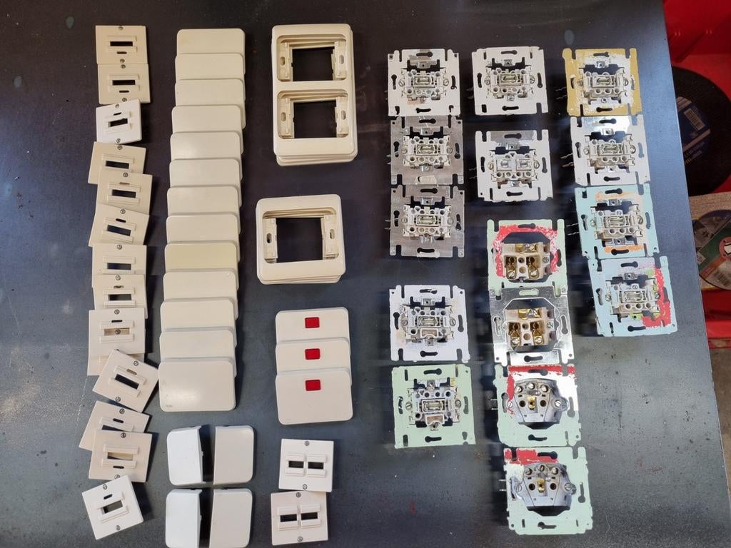 Niko pr20 schakelaars, Ophalen of Verzenden, Gebruikt, Schakelaar