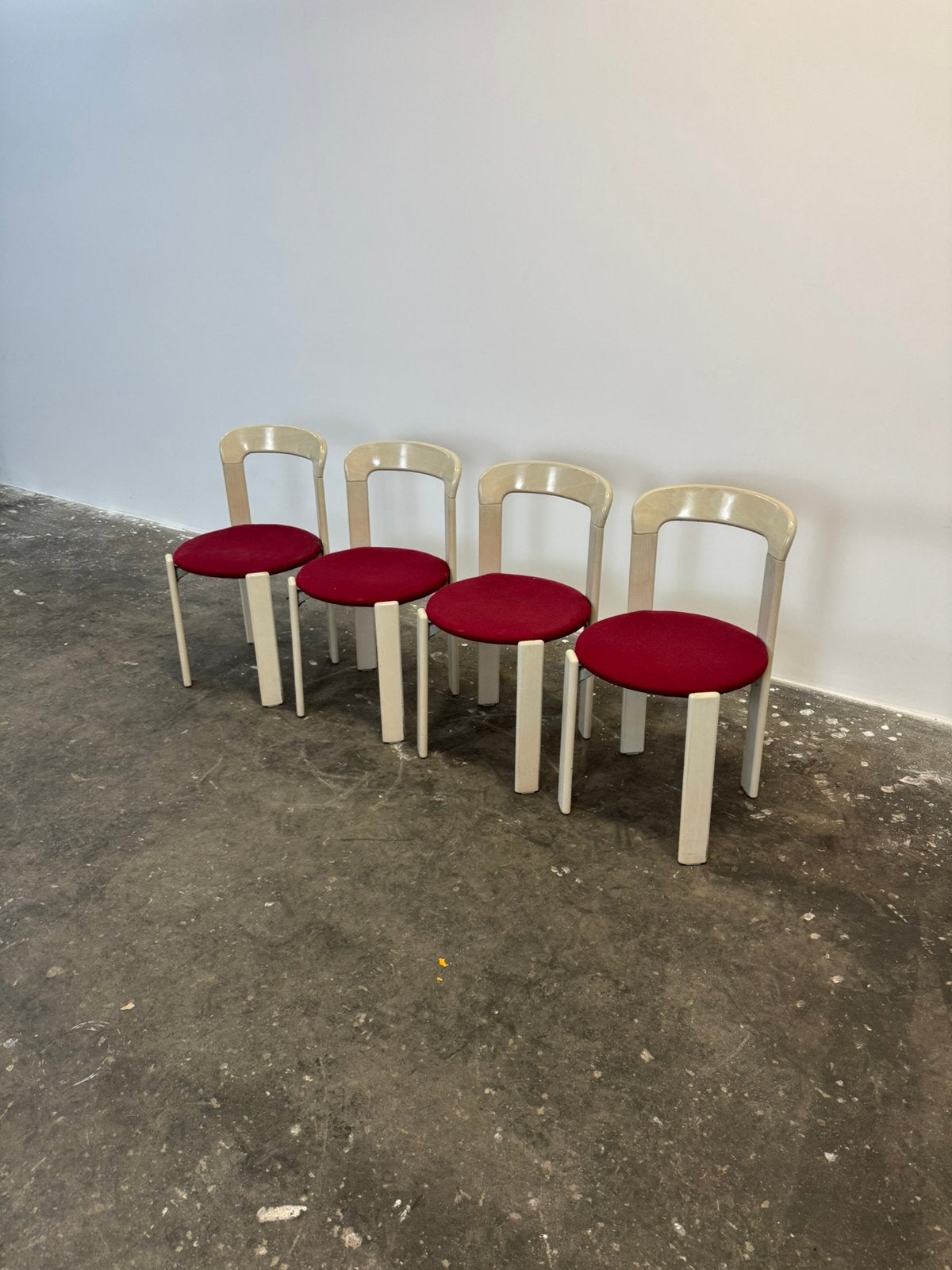 Kusch Co Bruno Rey Hay stoelen grijs/rode zitting, Ophalen