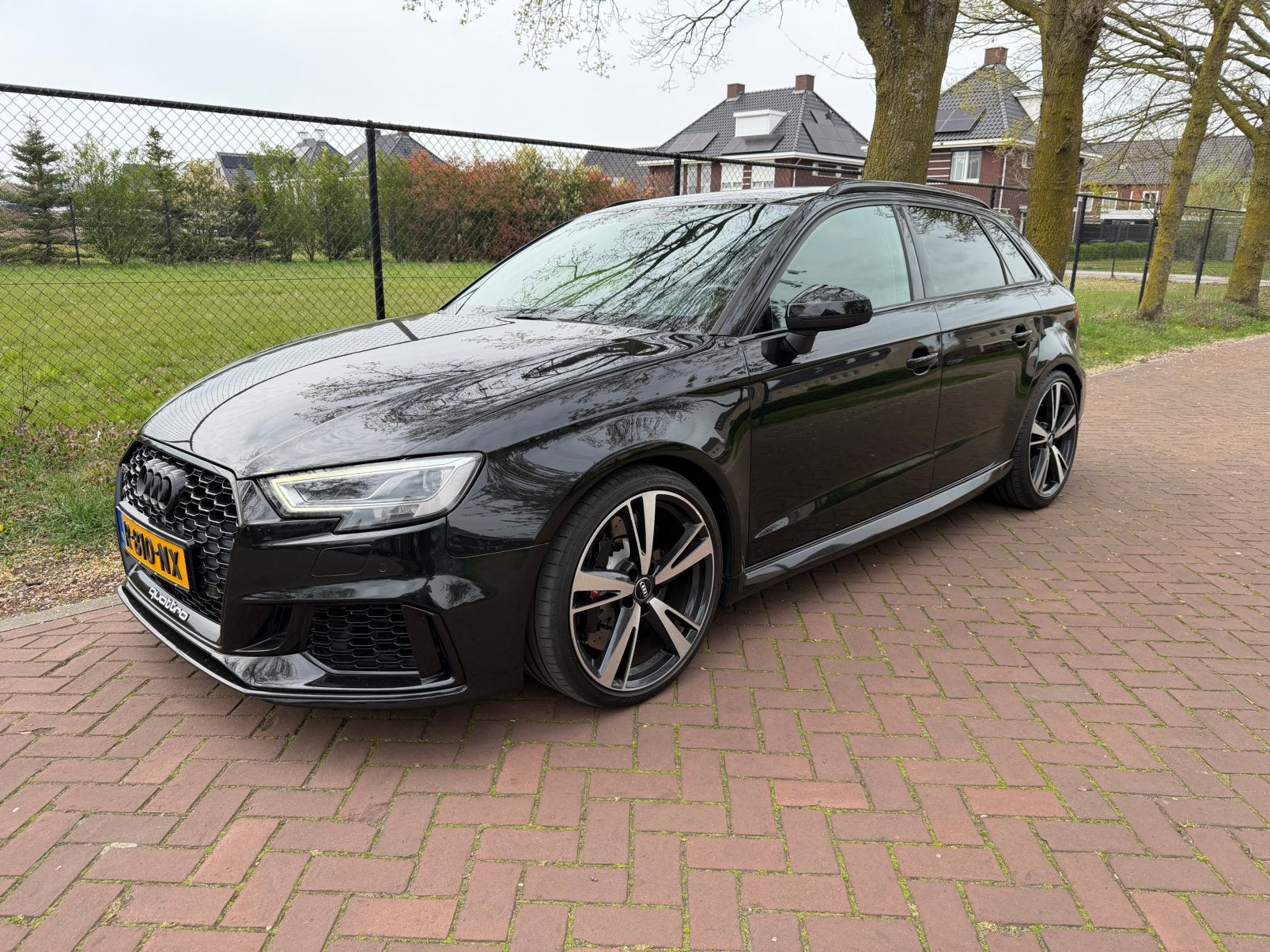 Audi RS3 2.5 TFSI Quattro 400CV DAZA Sportback 2017 noire, Autos, Cuir et Alcantara, Achat, 2480 cm³, Euro 6
