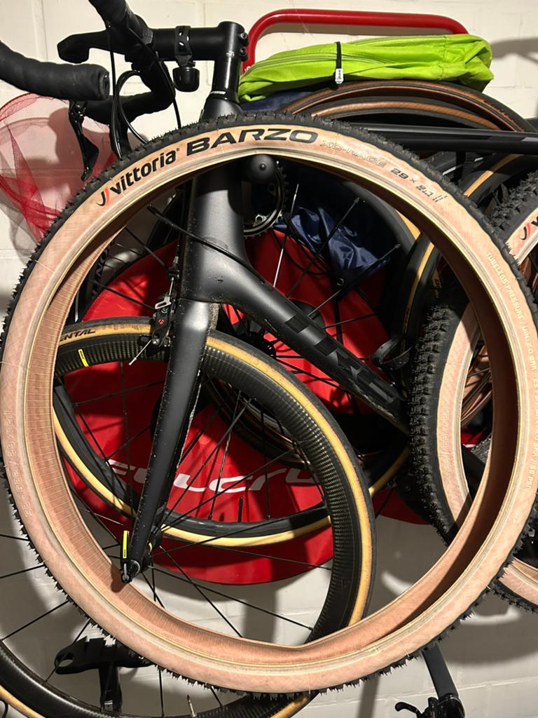 MTB banden, Ophalen, Zo goed als nieuw