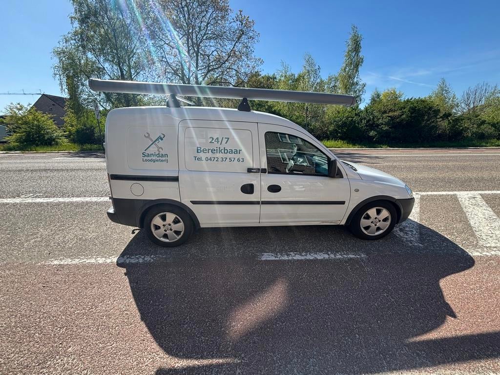 Opel combo lichte vracht trekhaak, Wit, Particulier, Dakrails, Te koop