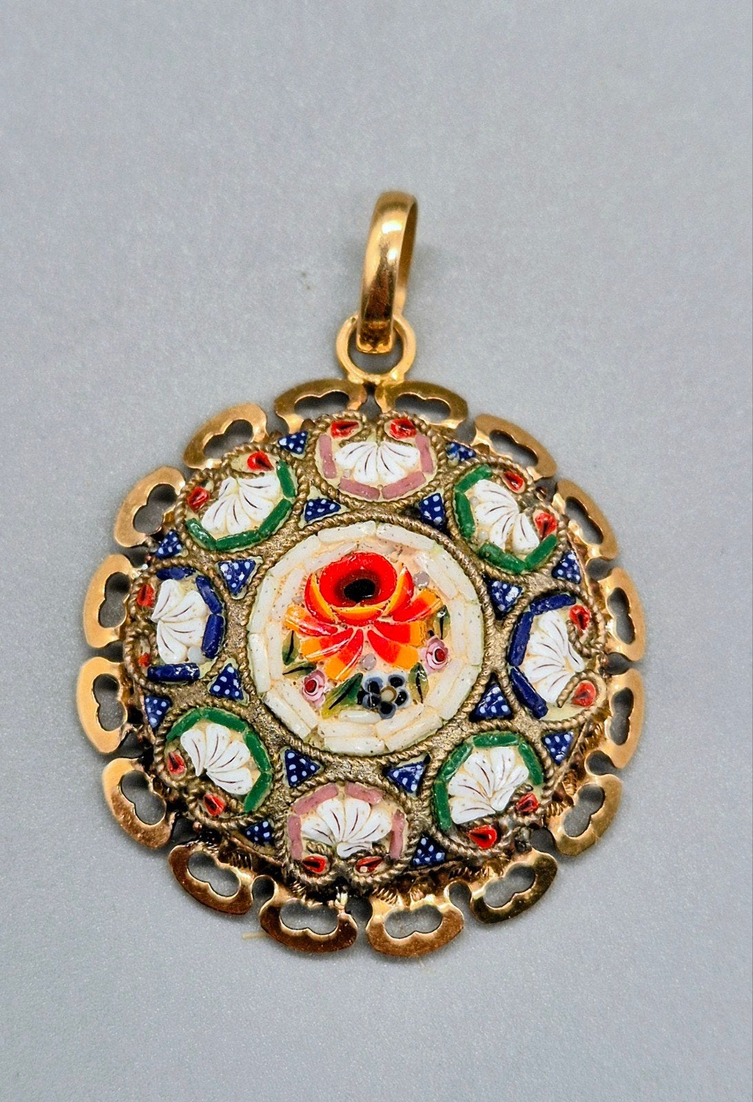 Pendentif UNOAERRE 1 AR or 18K 750 micromosaïque Italie, Enlèvement ou Envoi, Bleu, Or