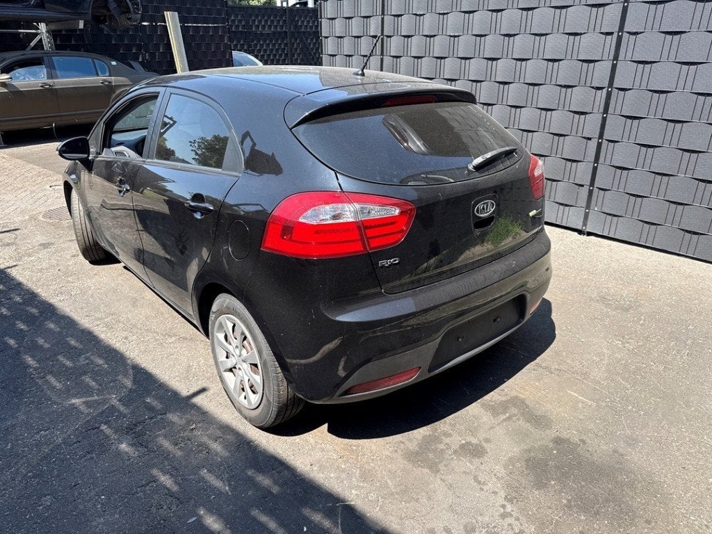 PARE-CHOCS ARRIÈRE Kia Rio III (UB) (|866101W210|), Autos : Pièces & Accessoires, Kia, Arrière, Pare-chocs, Info@kia.de