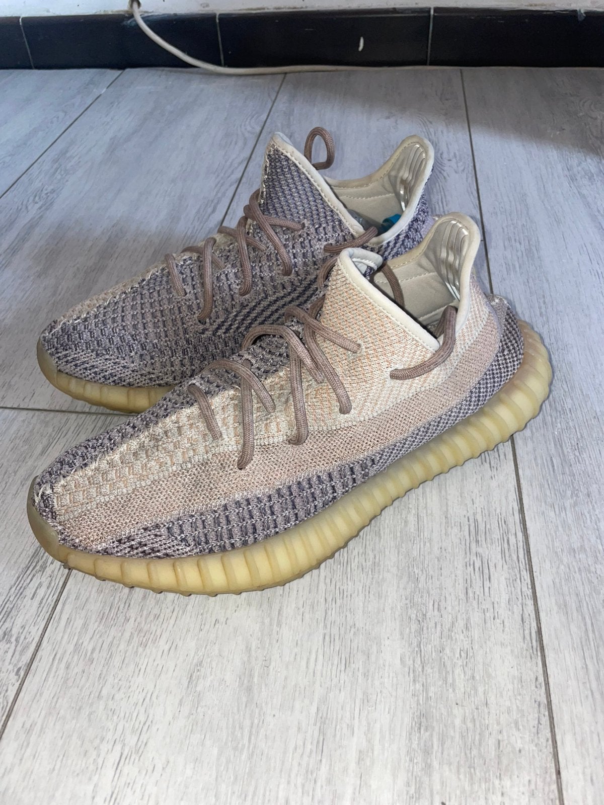 adidas Yeezy Boost 350 V2 "Ash Pearl, Ophalen, Zo goed als nieuw