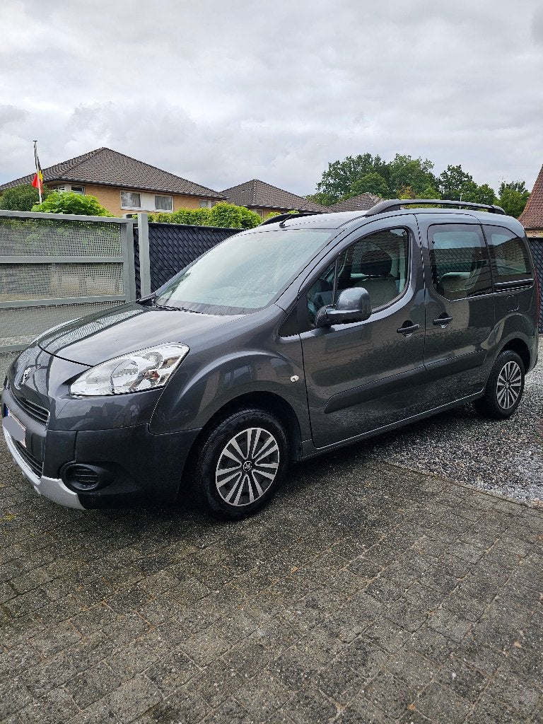 2015 peugeot partner benzine 93000km, Autos, Achat, Boîte manuelle, Android Auto, Particulier