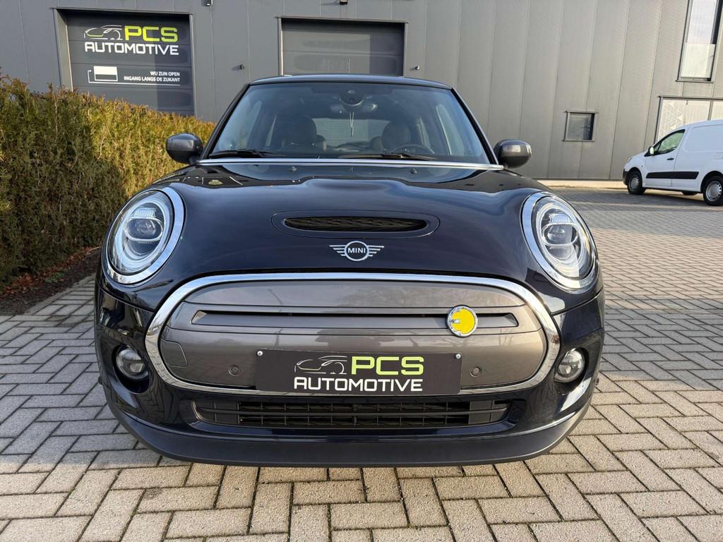 MINI Cooper SE e-Mini 28.9 kWh / Full Option / Trim XL / 202, Automaat, 4 zetels, Gebruikt, Blauw