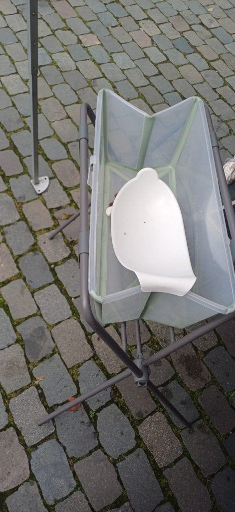 Stokke babybad met staander en schelp baby, Autres marques, Enlèvement, Utilisé, Standard