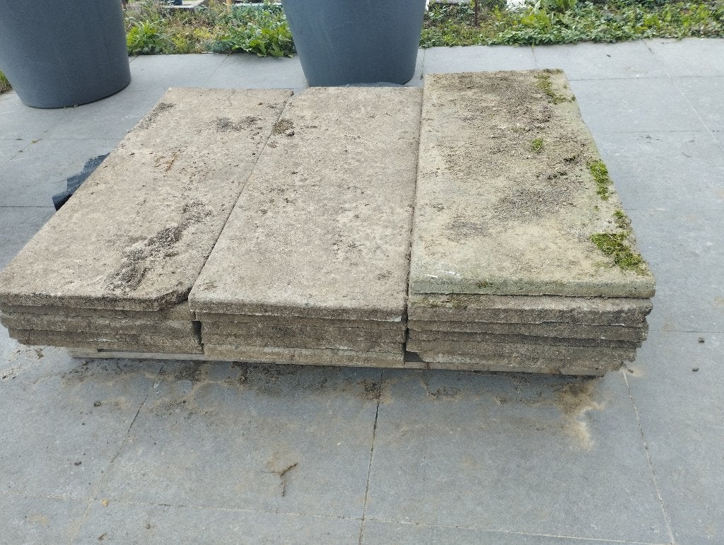 15 betonnen platen, Ophalen