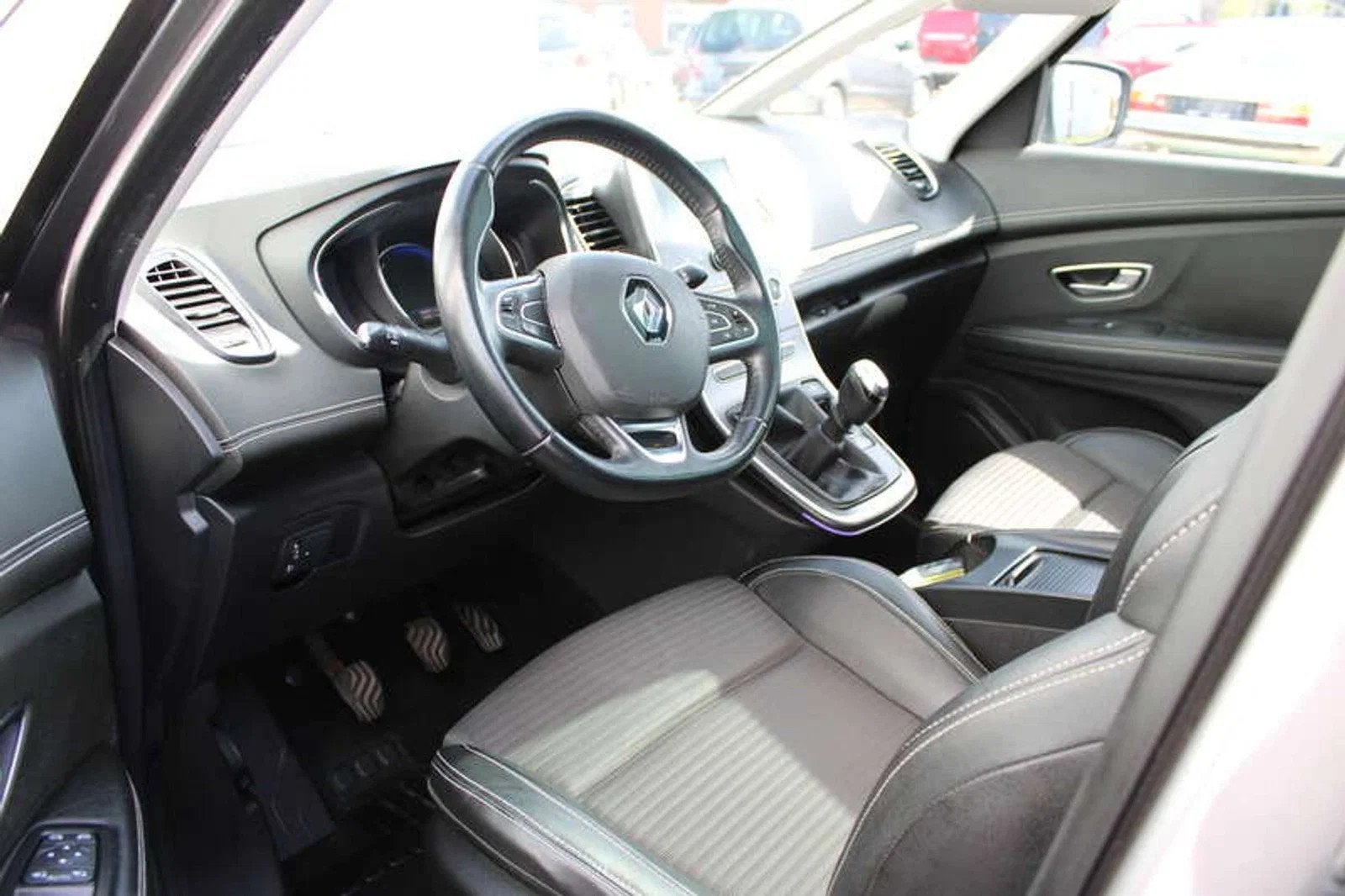 Renault Grand Scénic 1.2 7pl full option inclusief garantie, 1197 cm³, Argent ou Gris, Achat, Euro 6
