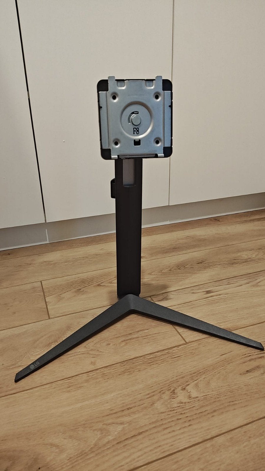 Lg monitor voet, Ophalen