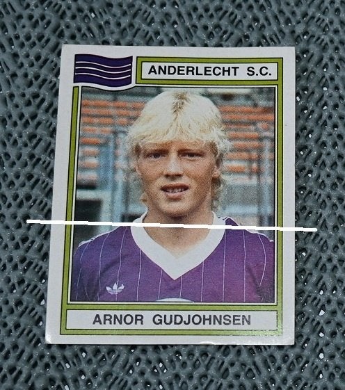 Panini Football 84 RSC Anderlecht/Arnor Gudjohnsen, Collections, Envoi, Utilisé, Affiche, Image ou Autocollant