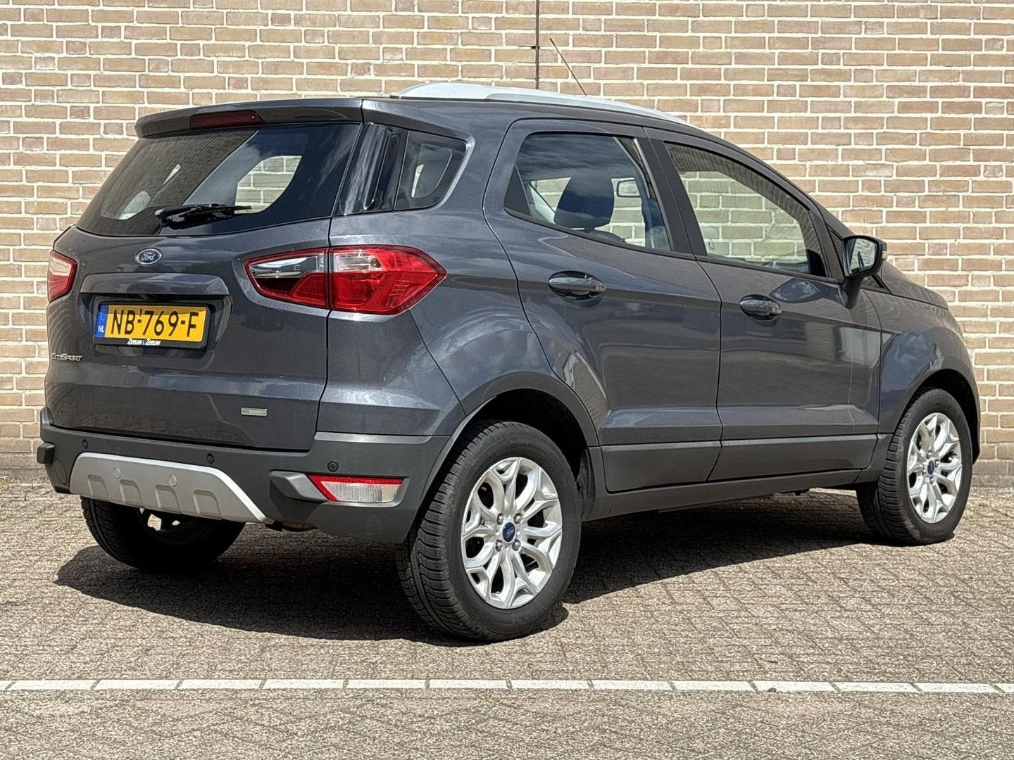 Ford EcoSport 1.0 EcoBoost Titanium | Stoelverwarming | Clim, Argent ou Gris, Achat, Electronic Stability Program (ESP), Boîte manuelle