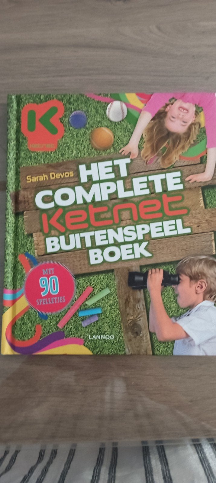 Sarah Devos - Het complete Ketnet buitenspeelboek, Enlèvement, Sarah Devos
