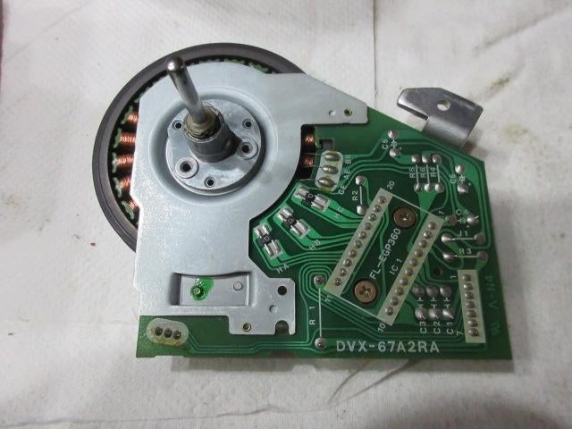 Capstan motor Akai DVX-67A2RA, TV, Hi-fi & Vidéo, Enlèvement ou Envoi, Utilisé, Lecteur ou enregistreur VHS
