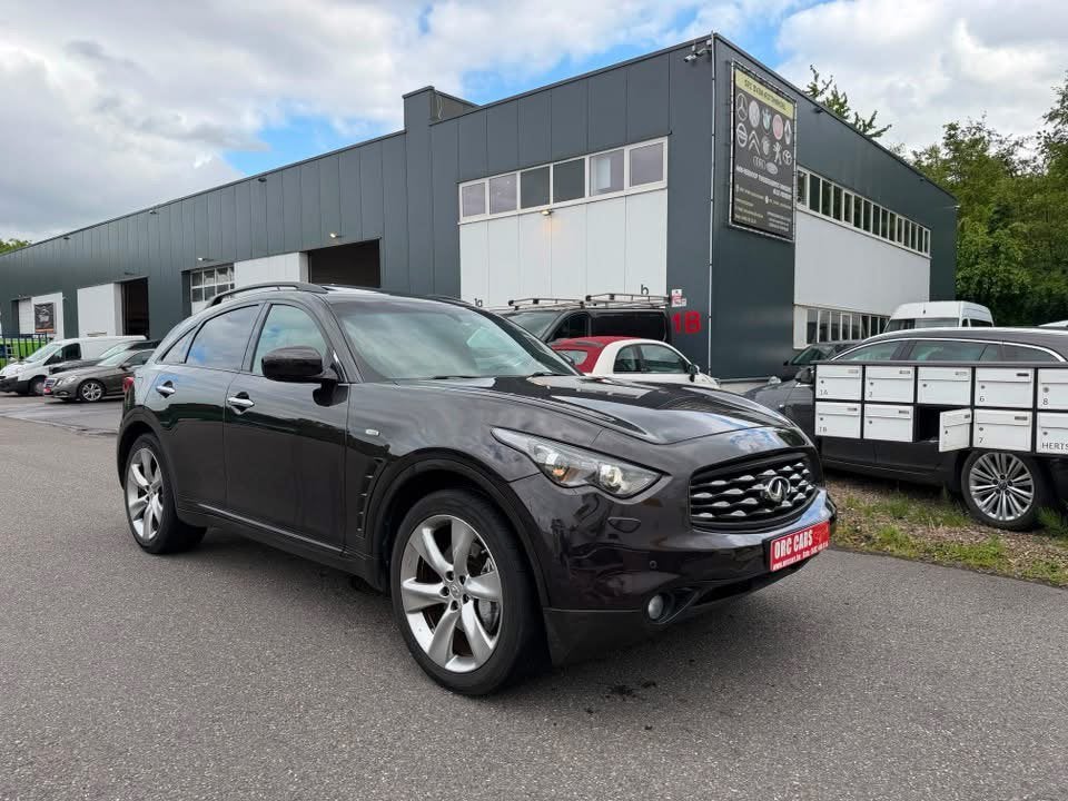 Infiniti FX37 AWD 3.7i V6 AUTOMAAT – LICHTE VRACHT – 320 PK, Auto's, Infiniti, Automaat, Lichtsensor, Bruin, Leder