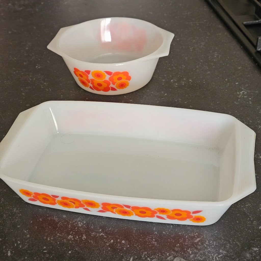 VINTAGE ARCOPAL KOMMEN ( LOTUS), Ophalen of Verzenden, Zo goed als nieuw, Vintage, Kom(men)