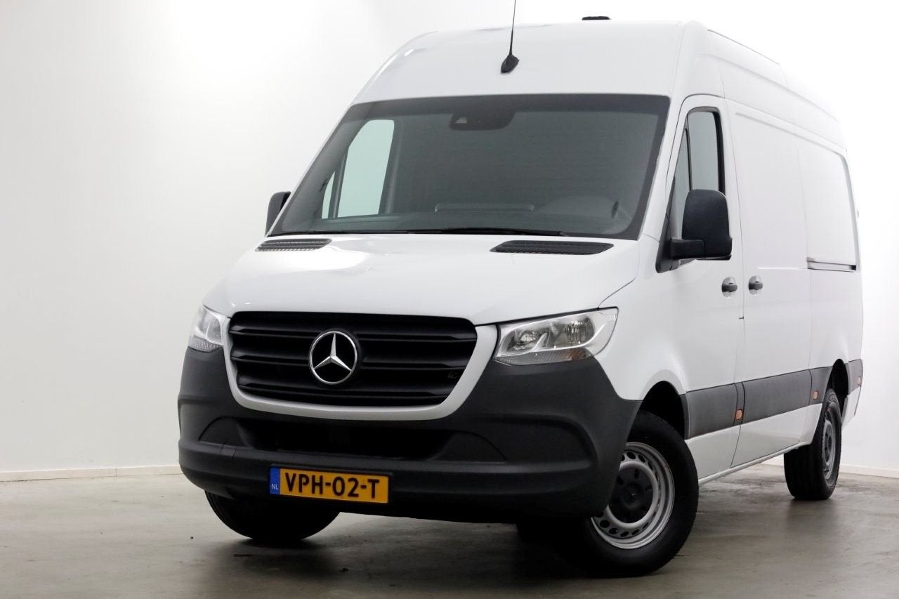 Mercedes-Benz Sprinter 317 CDI 170pk 9G Automaat L2H2 RWD Ai, Auto's, Cruise Control, Wit, Mercedes-Benz, Bedrijf