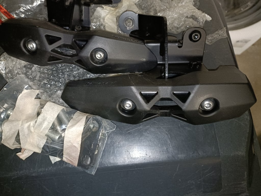 Frameschuifregelaars (Versys 1000), Ophalen, Zo goed als nieuw