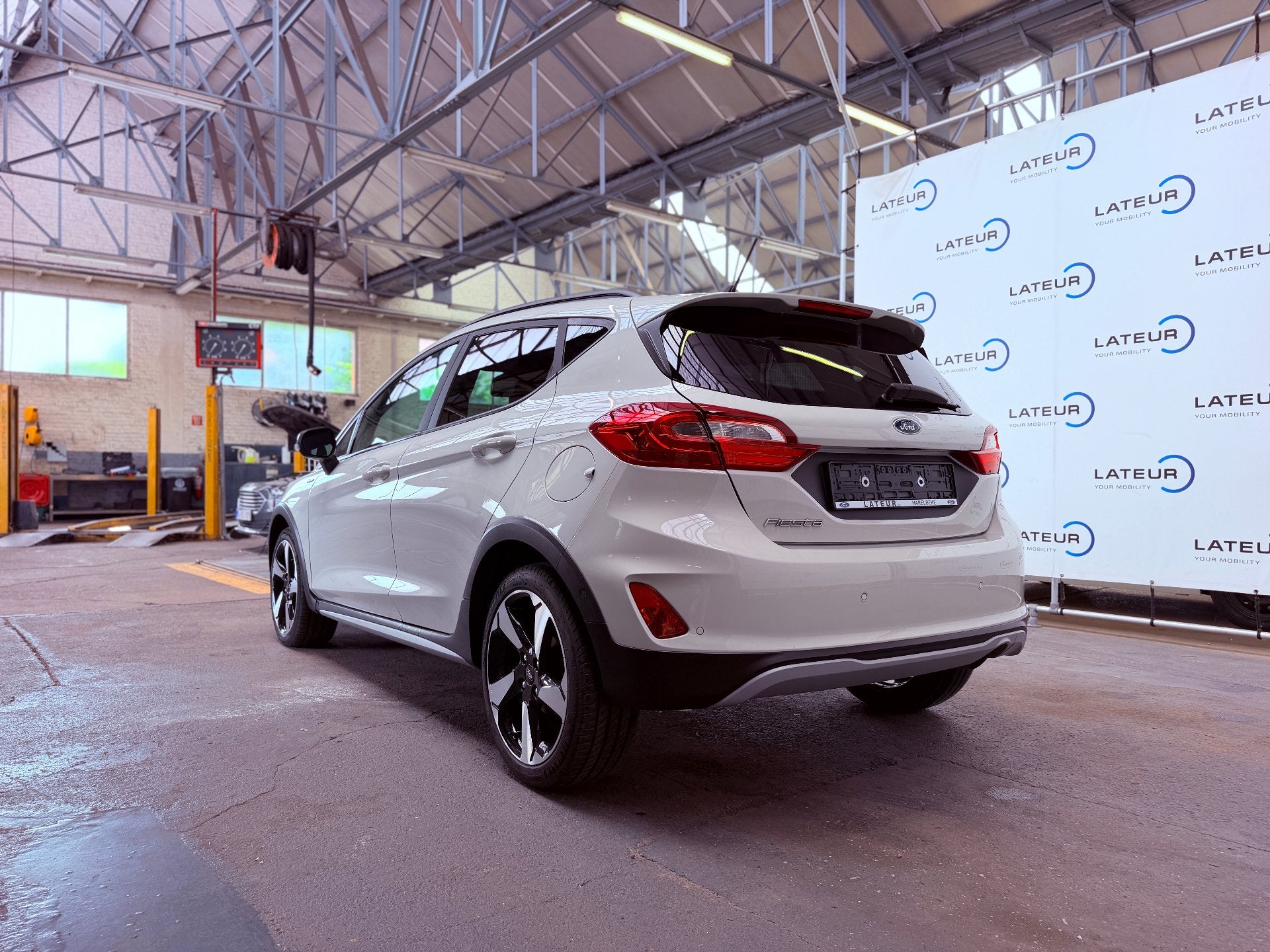 Ford Fiesta ACTIVE 3 1.0I ECOBOOST 95PK M6, Autos, https://public.car-pass.be/vhr/d0d0e166-8aba-4872-9e4f-79f36c9d90b8, Achat