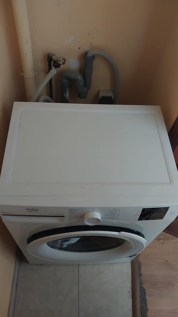 Machine à laver BEKO (60x47xh=85 cm), 6 à 8 kg, 85 à 90 cm, Programme lavage à la main, Comme neuf