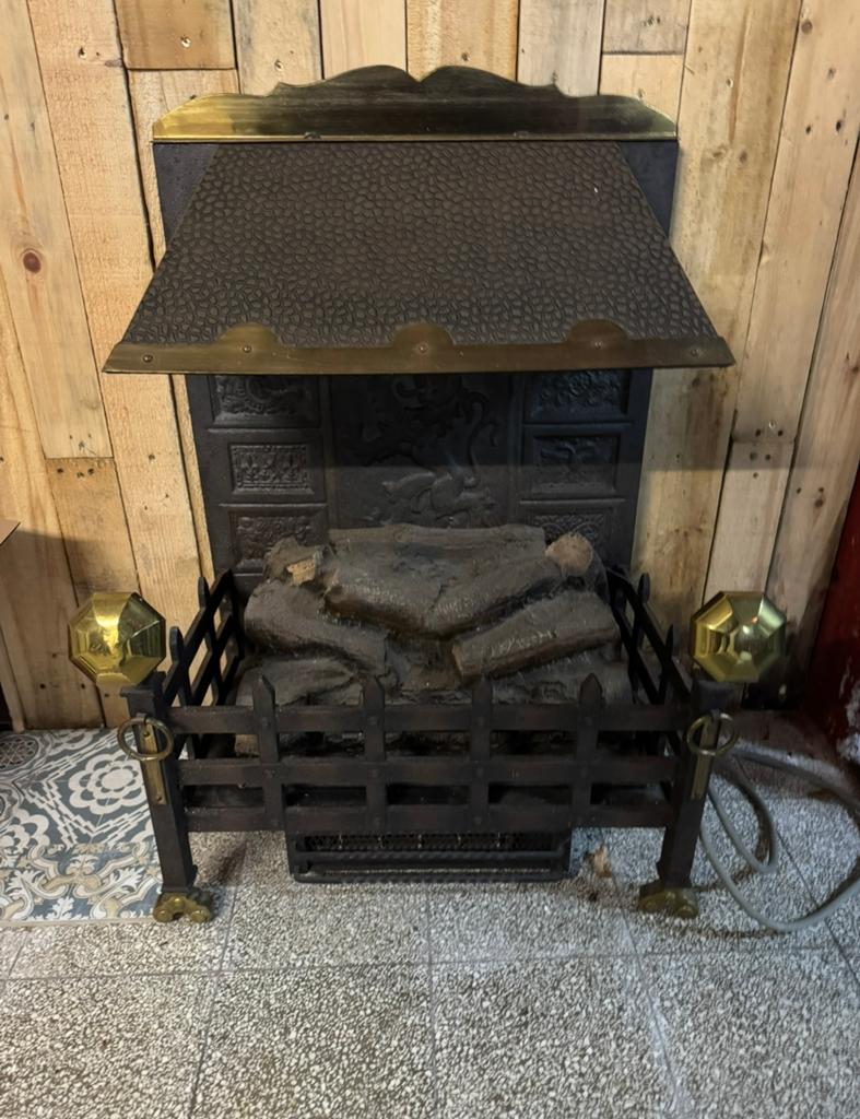 Poêle ancien avec chauffage, Enlèvement