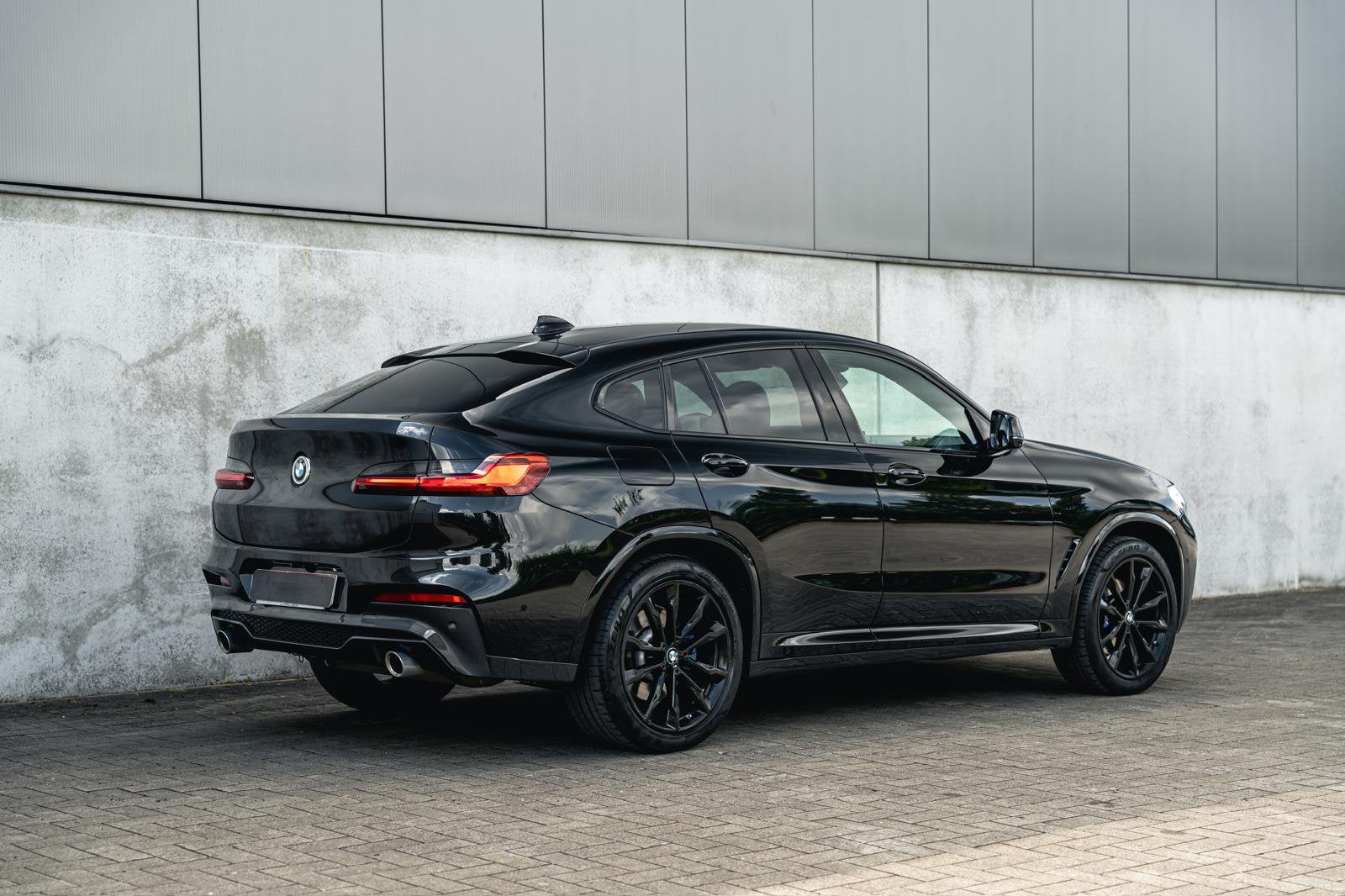 BMW X4 xdrive/pack M-/essence/option complète, Autos, BMW, Particulier, X4, Caméra 360°, 4x4, ABS, Caméra de recul, Phares directionnels