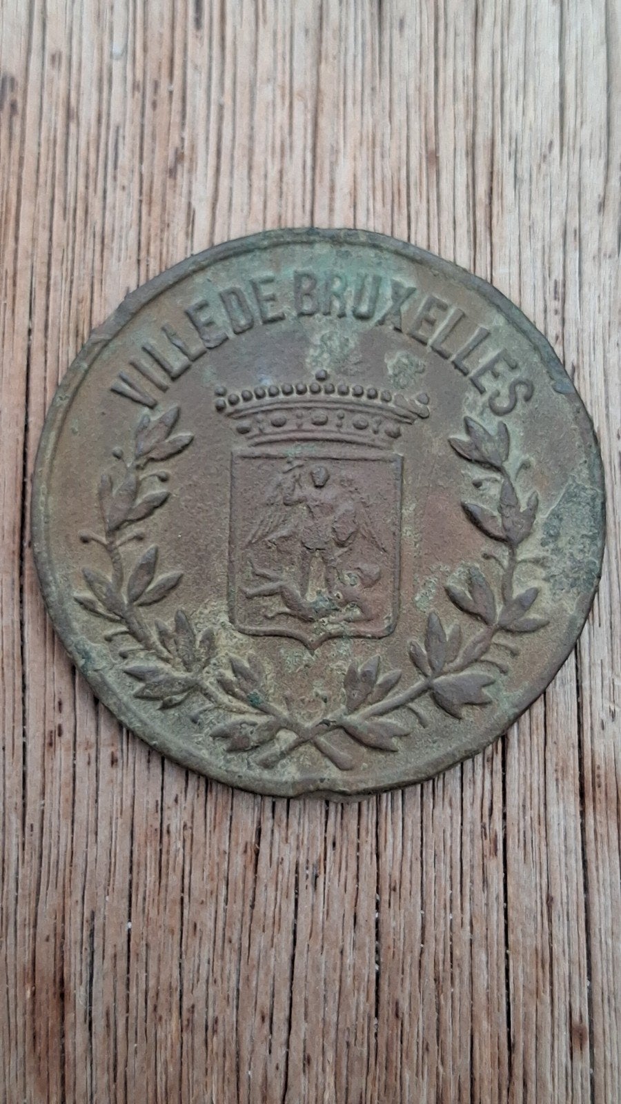 Médaille 8/2/1881 commémorative Bruxelles Victor  Jacobs, Collections, Collections Autre, Enlèvement ou Envoi, Utilisé