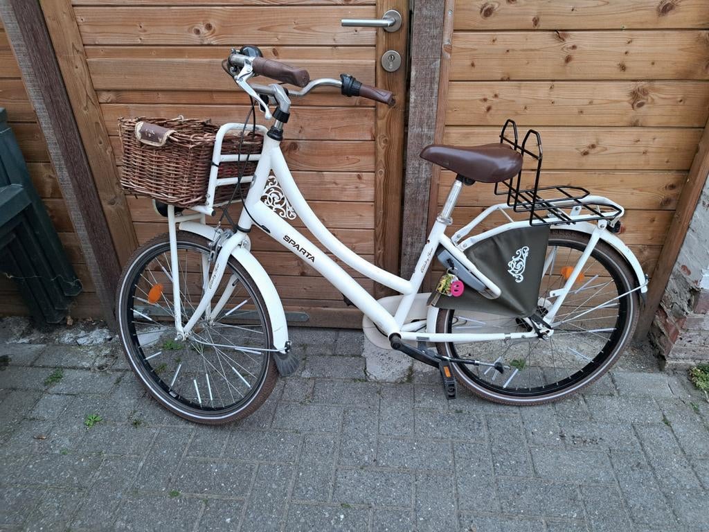 Damesfiets 24" Sparta, Fietsen en Brommers, Ophalen, Gebruikt, Sparta, Versnellingen