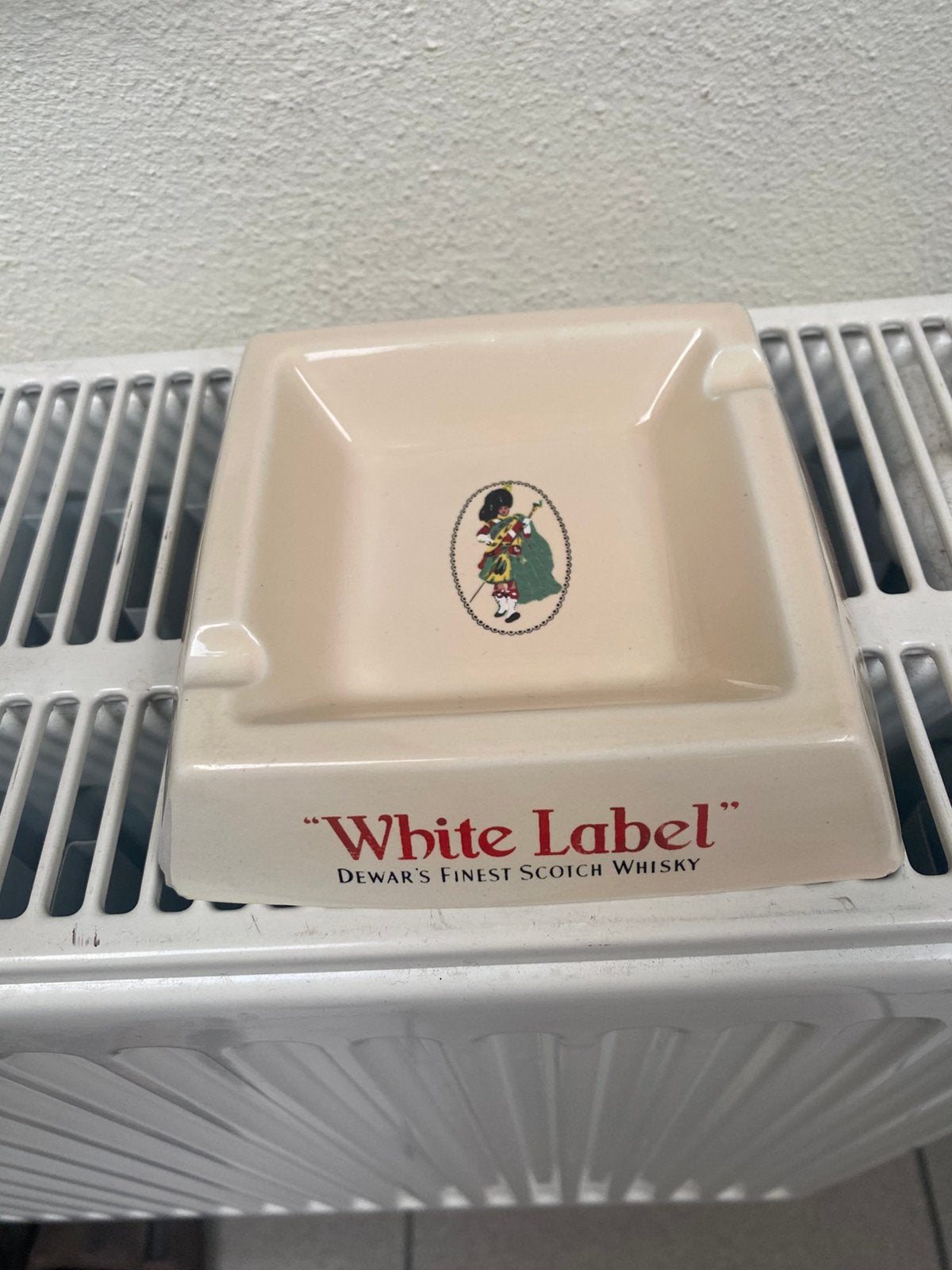 White label asbak, Ophalen, Zo goed als nieuw, Gebruiksvoorwerp