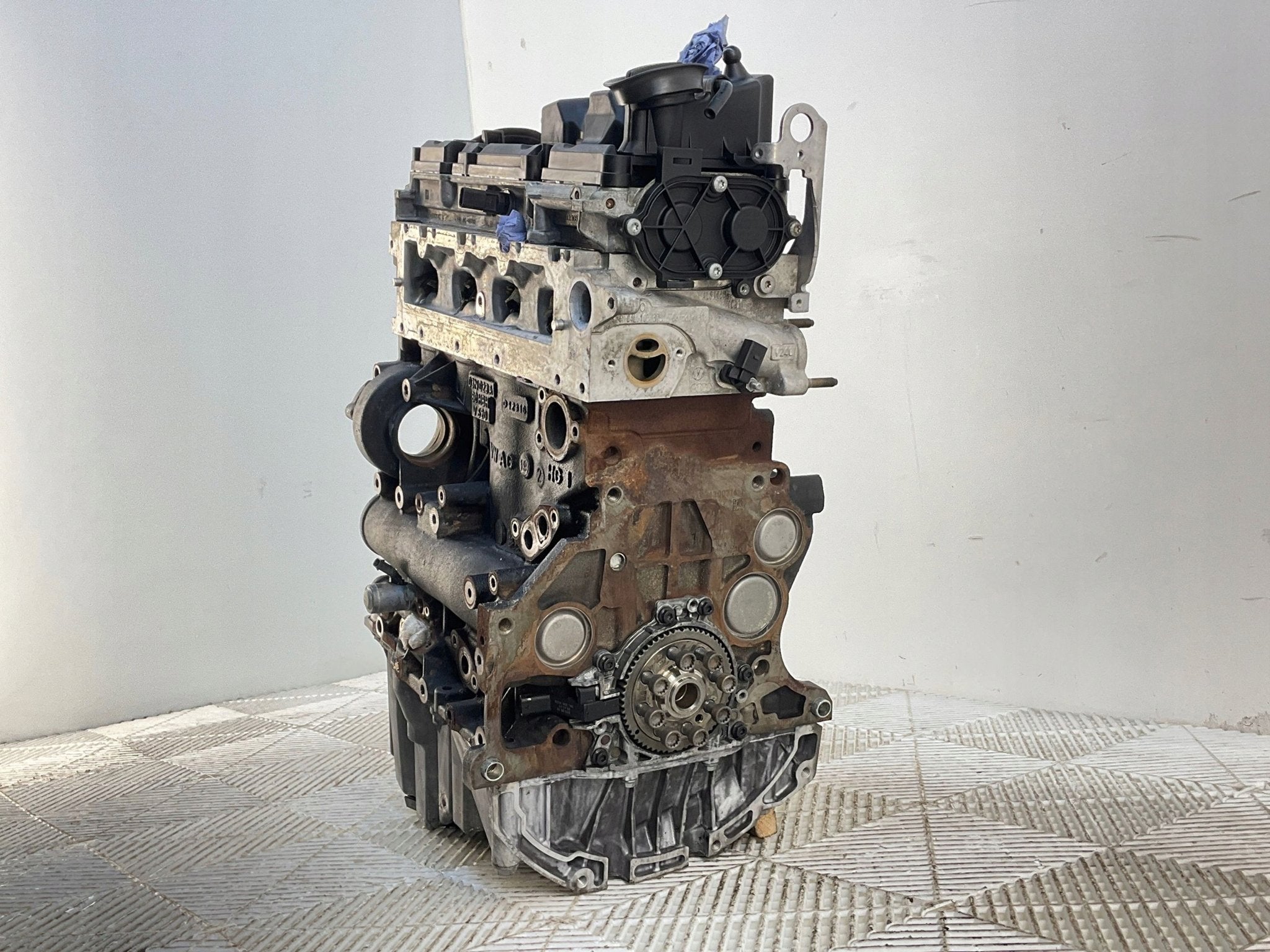 Moteur DEUB Nu AUDI A4 A5 Q5, Envoi, Utilisé, Daihatsu