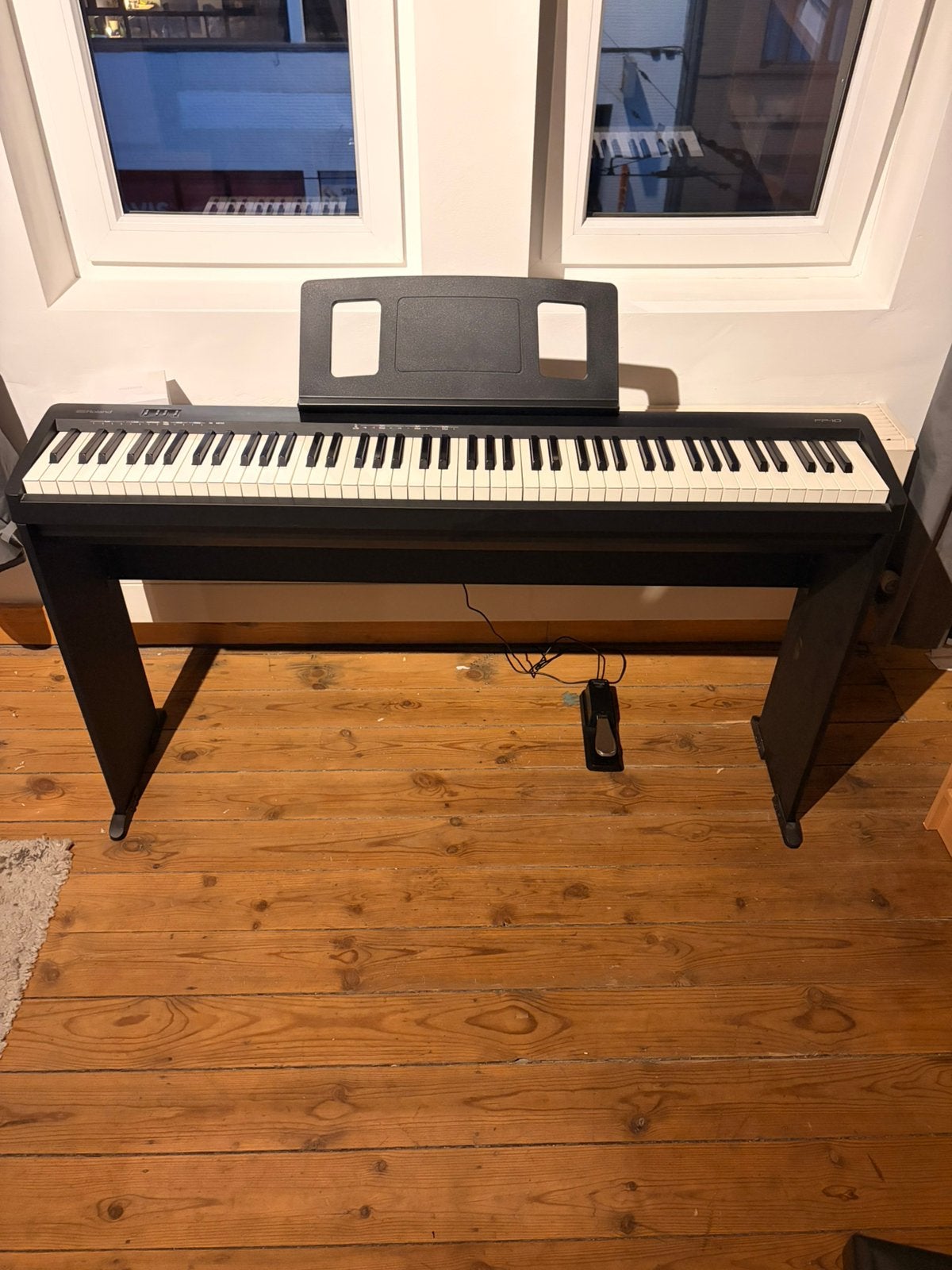 Roland FP-10 met pedaal en stand, Ophalen, Gebruikt, Zwart, Digitaal