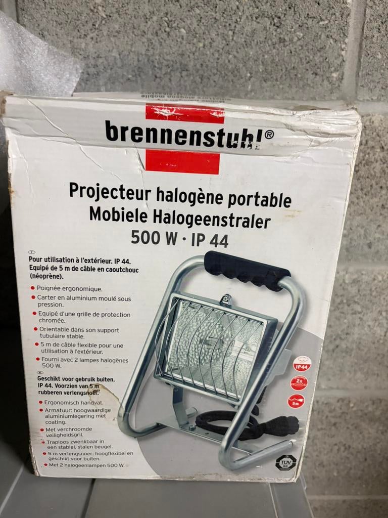 Phare halogène neuf jamais servi, Bricolage & Construction, Éclairage de chantier, Enlèvement, Comme neuf