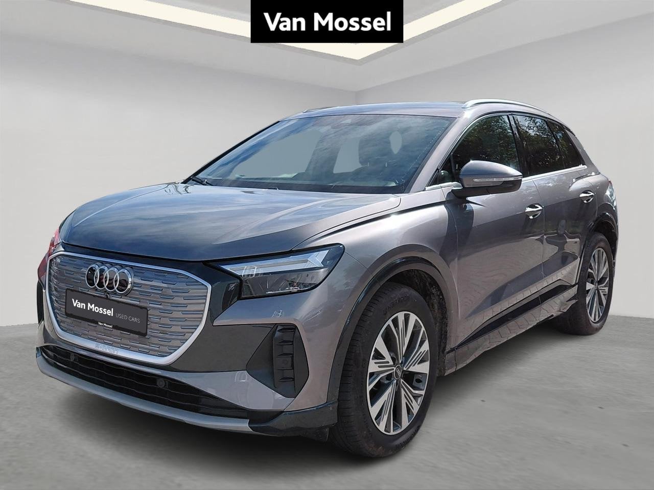 Audi Q4 e-tron 35 Attraction (automatique), Autos, Argent ou Gris, Achat, Entreprise, Entretenue par le concessionnaire