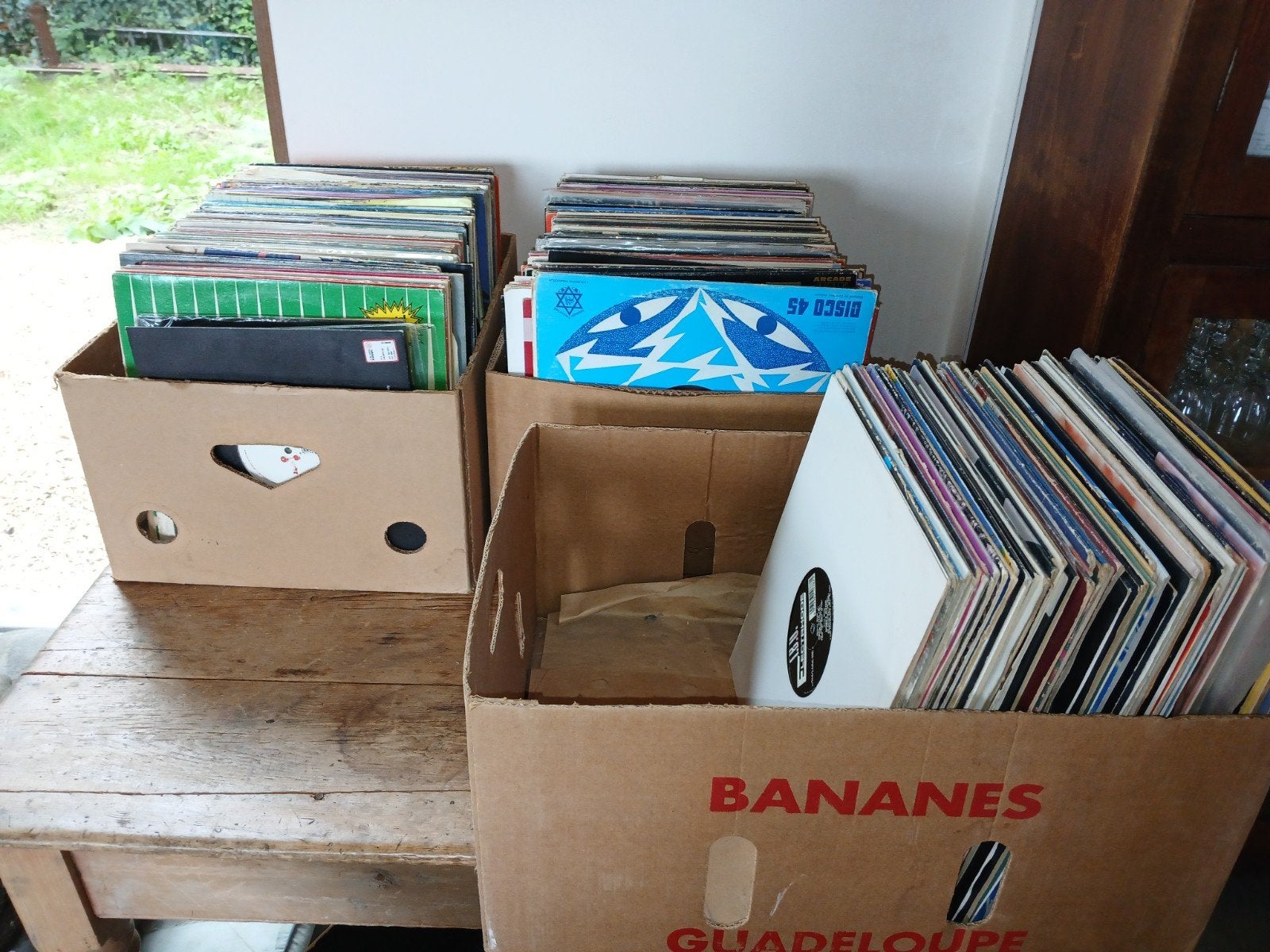 Lot van 250 platen (vooral maxi singles), Cd's en Dvd's, Ophalen
