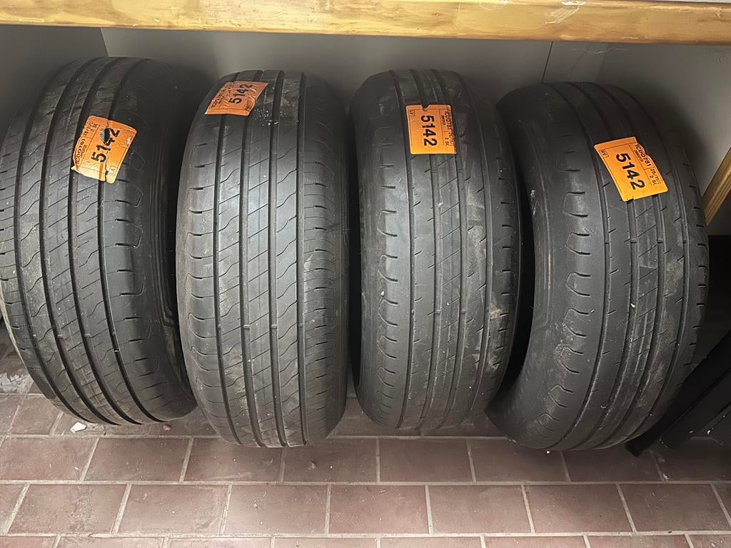 Goodyear efficient grip 2 SUV, Ophalen, Zomerbanden