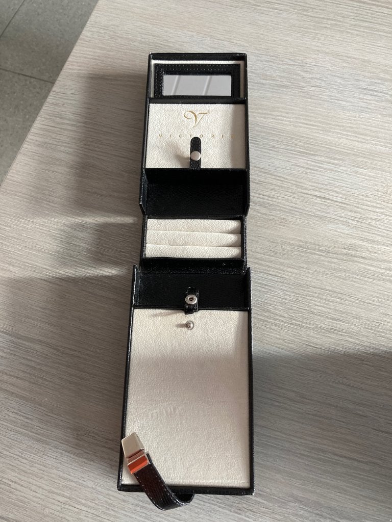 Juwelenkoffertje Victoria. Zeer goede staat, Bijoux, Sacs & Beauté, Enlèvement ou Envoi, Comme neuf, Bleu