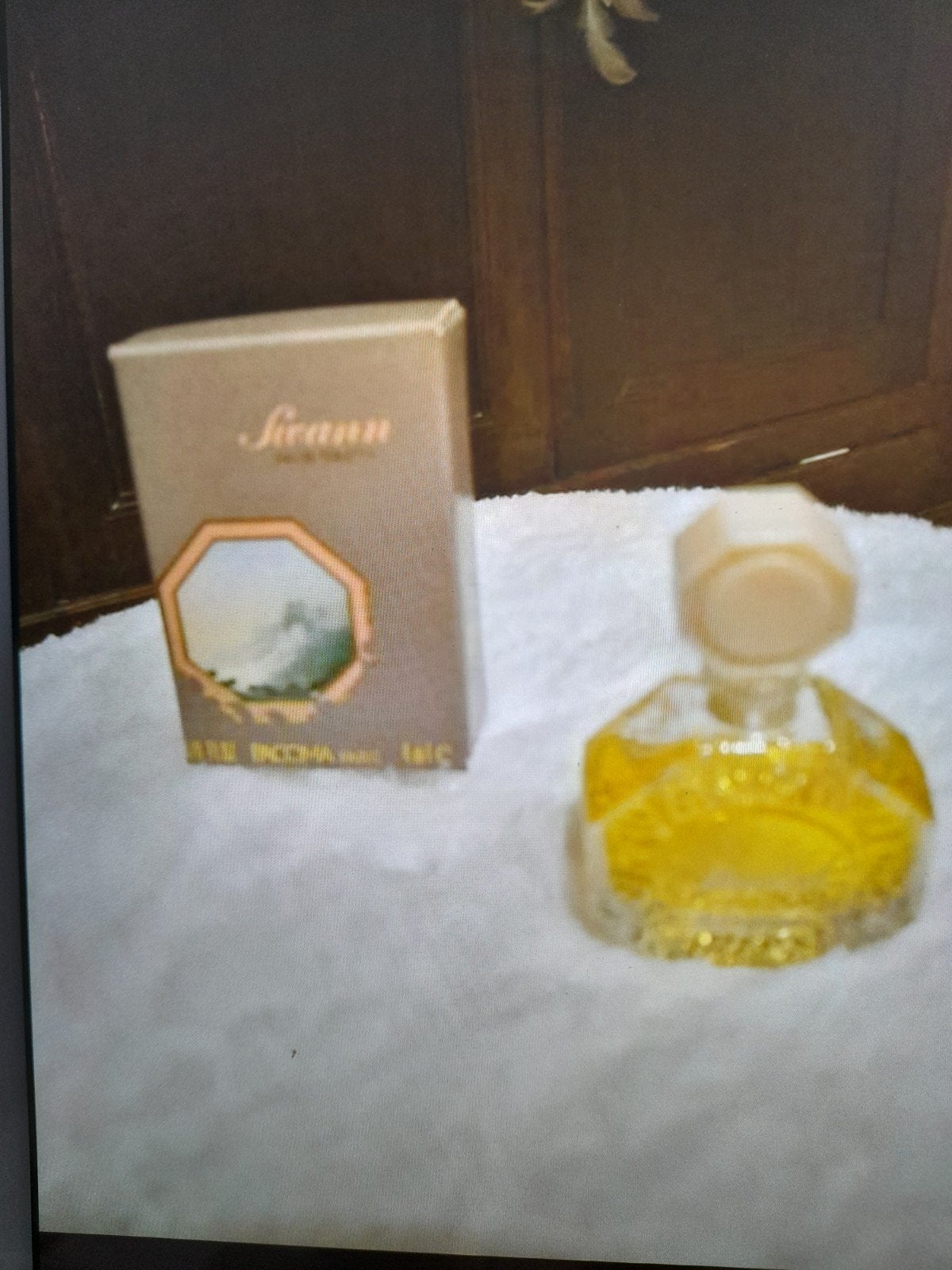 Miniature Vintage Swann de Pacôme 1984 -Eau de toilette 4 ml, Collections, Parfums, Enlèvement ou Envoi, Neuf, Miniature, Plein