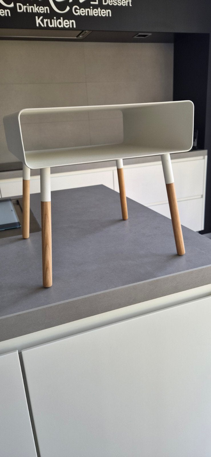 2 bijzettafel/nachttafel, Enlèvement, Comme neuf, Métal ou Aluminium