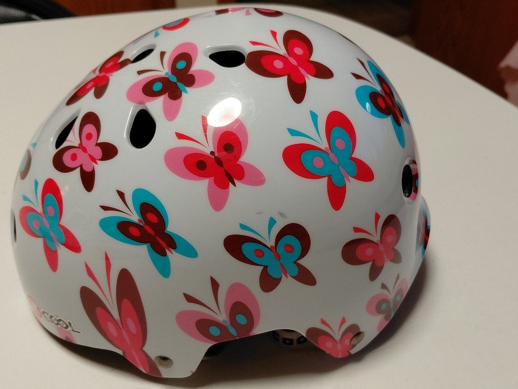 Fietshelm voor meisjes met vlinders ; Maat 5, Gebruikt, Meisje, Overige maten, Ophalen of Verzenden
