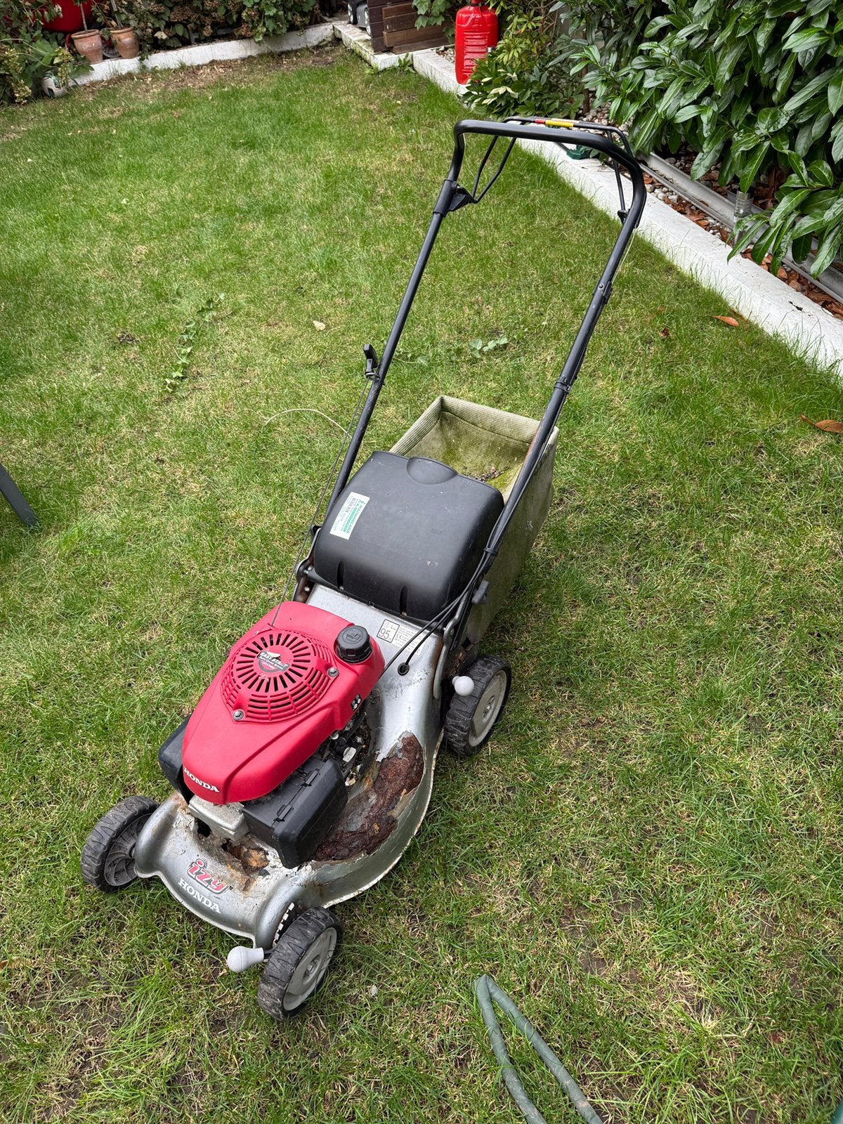 Zelftrekker Honda Izy HRG466C met GCV160 Motor, Tuin en Terras, Ophalen, Gebruikt, Benzine-grasmaaier