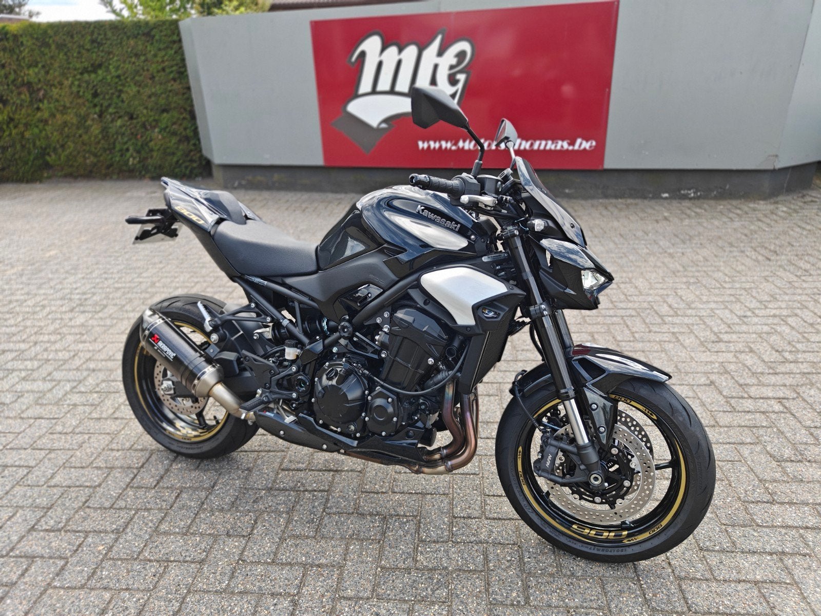 Kawasaki Z900 Performance 2025 2dkm, 4 cilinders, Motorrijbewijs A, 900 cc, Meer dan 35 kW